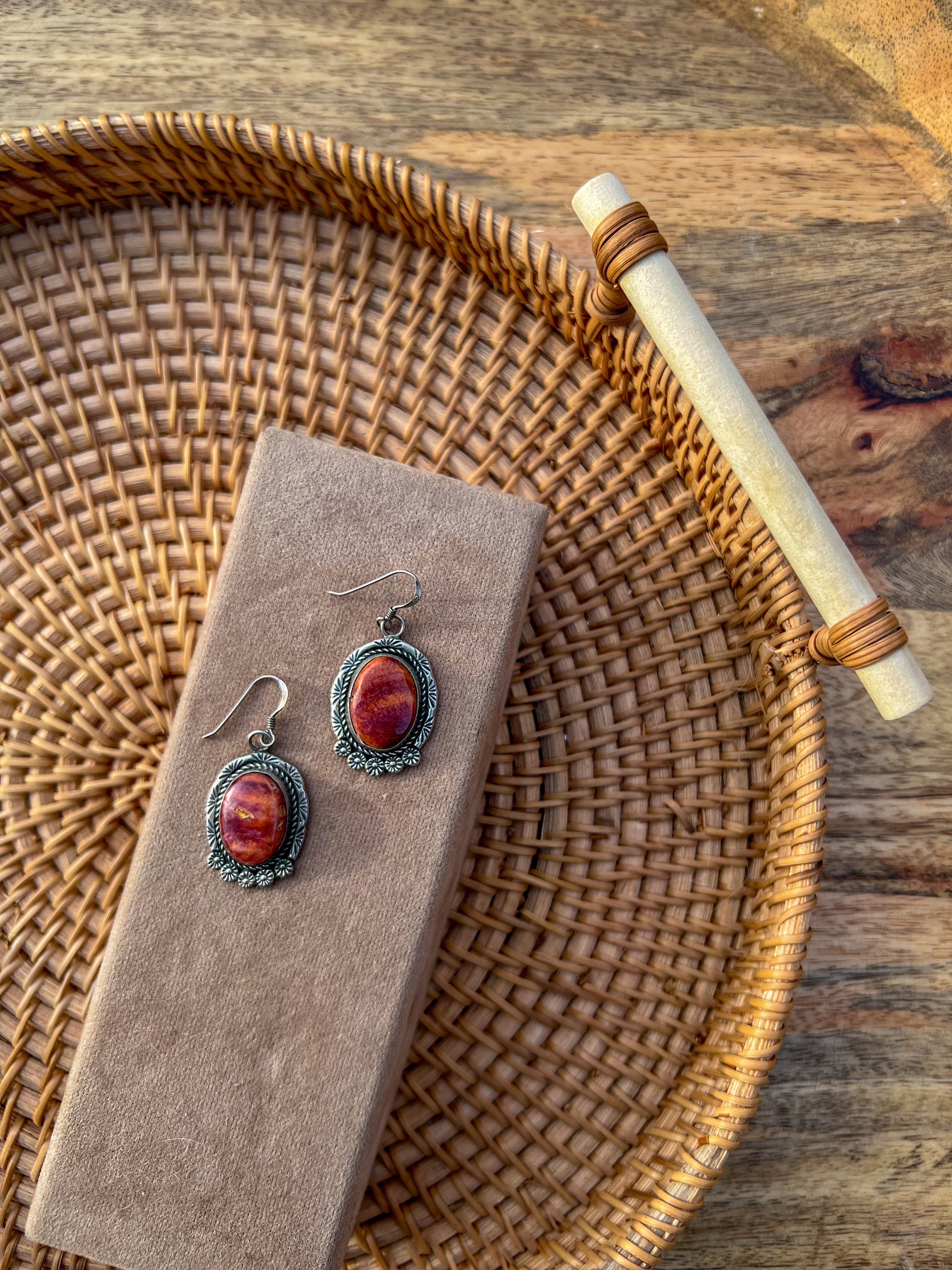 Spiny Oyster Earrings